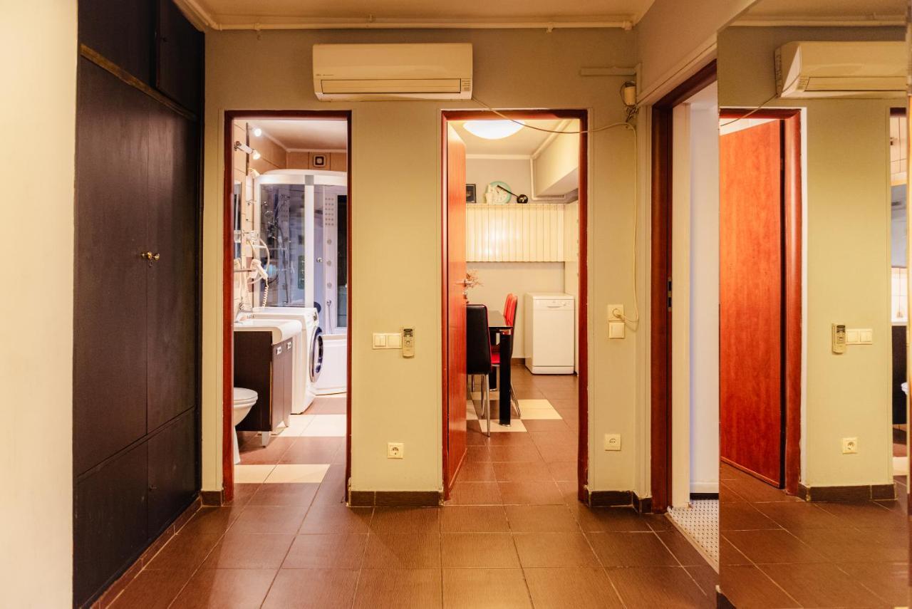Comfy Apartment With Private Parking And Netflix Bükreş Dış mekan fotoğraf